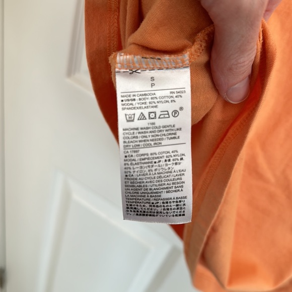 Banana Republic Flutter Cap Sleeve Top Size Small - Picture 6 of 6